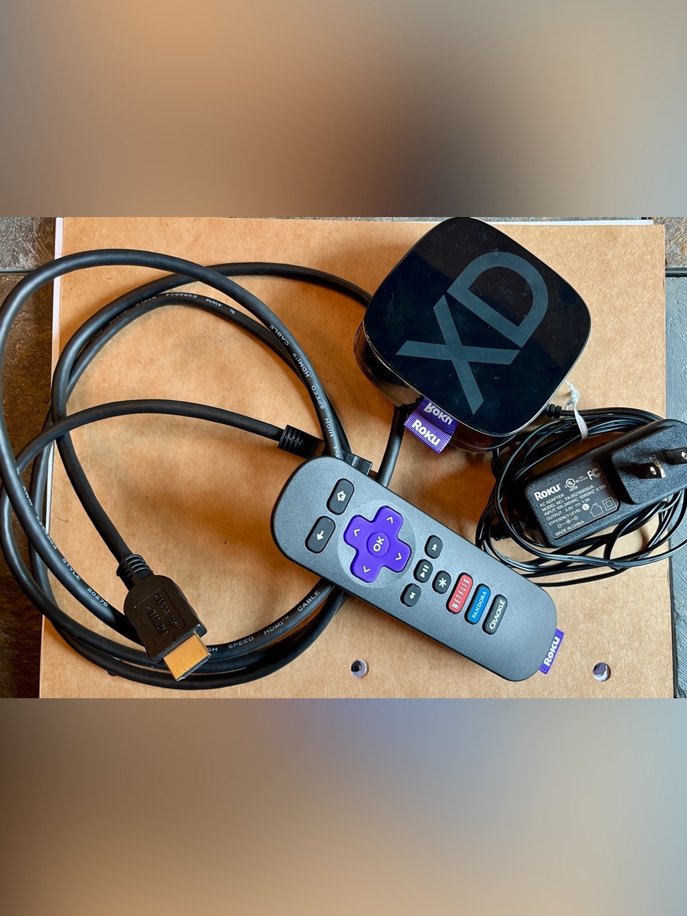 Roku XD Streaming Media Player, Remote, & power cord almost NEW